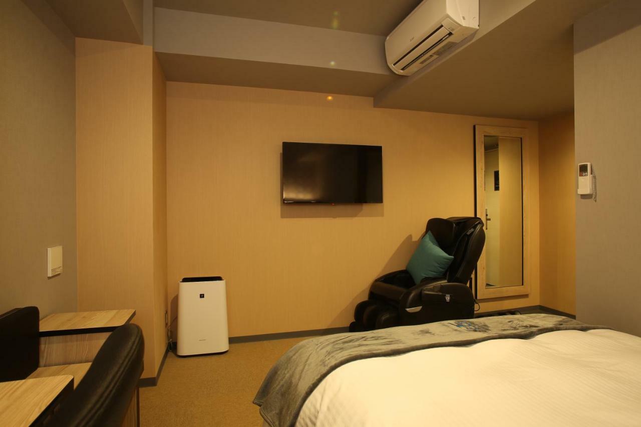 Green Rich Hotel & Capsule Naha - Artificial Hot Spring Futamata Yunohana Bagian luar foto